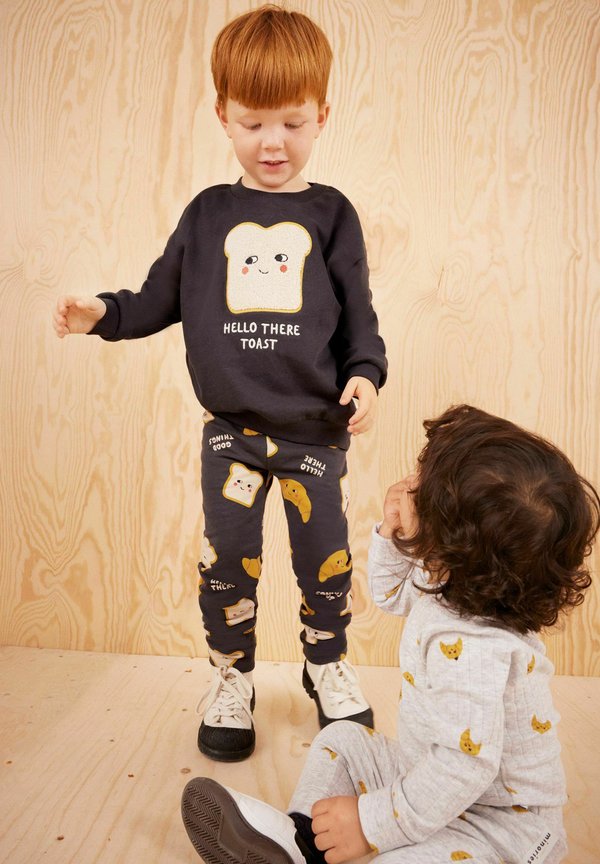 MED APPLIKATION - Sweatshirt