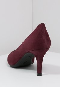 Unisa Klasické lodičky - bordeaux