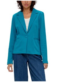 Turkusowa marynarka w lekkim, gładkim materiale o dopasowanym kroju, z zapięciem na jeden guzik i dwoma bocznymi kieszeniami.