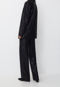 PULL&BEAR Broek - black