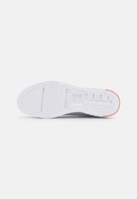 Puma CALI WEDGE - Sapatilhas - white/rosette