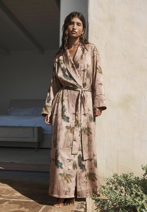 Next, SATIN JACQUARD DRESSING GOWN - Accappatoio - light pink floral