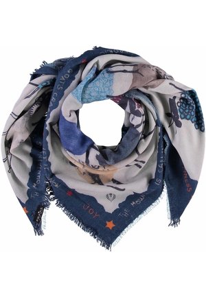 Zachte stoffen sjaal in blauwe, grijze en beige tinten, met ster- en tekstpatronen, rafelige randen en een driehoekige vorm.