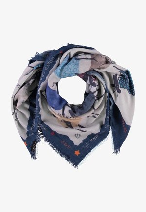 Écharpe en tissu doux aux tons bleus, gris et beige, ornée de motifs d'étoiles et de texte, avec des bords effilochés et une forme triangulaire.