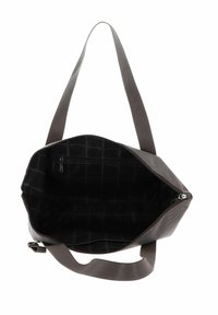 Borsa in tessuto marrone con un'ampia apertura, tasca interna con zip e rivestimento a motivo nero. Presenta una robusta tracolla testurizzata per il trasporto.