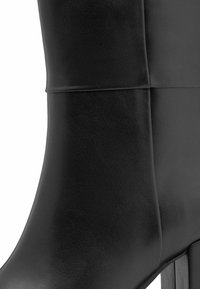 Marco Tozzi Bottes à talons hauts - black
