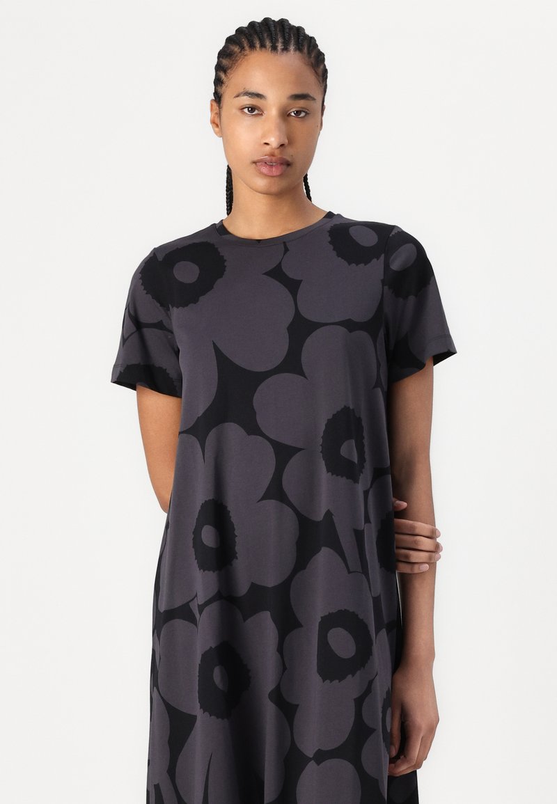 Marimekko PISTEINEN UNIKKO DRESS - Jersey dress - black/dark grey/black -  Zalando