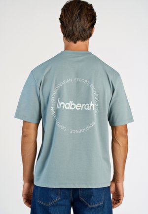 BRAND CARRIER TEE - T-Shirt print - dk aqua