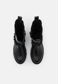 Marco Tozzi BY GUIDO MARIA KRETSCHMER - Botas con plataforma - black