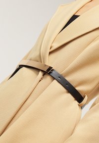 Miss Selfridge Cappotto classico - camel