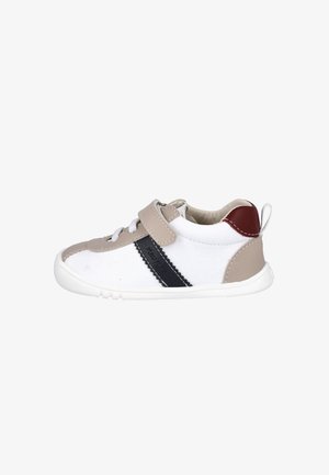 Bubble Bobble, ZAPATILLAS DEPORTIVAS BAREFOOT UNISEX - Zapatos de bebé - white