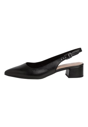 Chaussure noire en cuir à bride arrière, bout pointu et petit talon carré, avec une bride réglable à boucle.