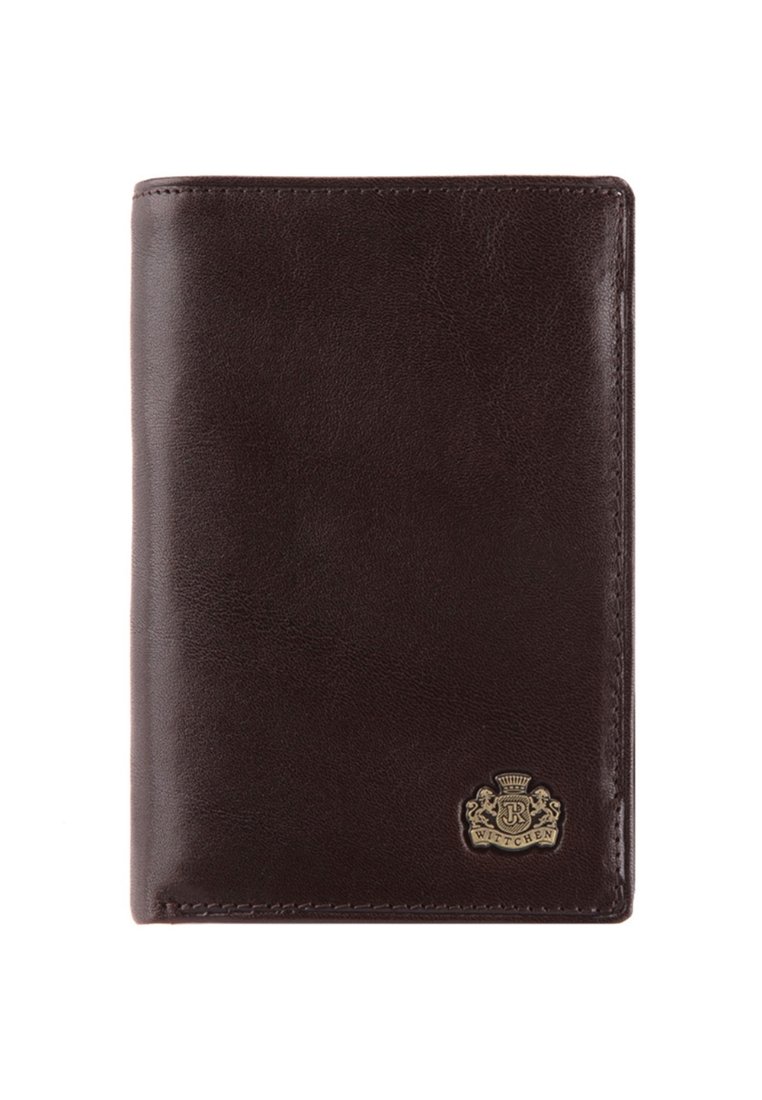 Portafoglio in pelle marrone con una texture liscia, dotato di un accento con logo oro nell'angolo in basso a destra. Design rettangolare compatto.