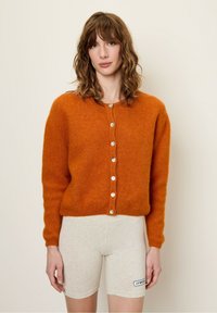 American Vintage O19EE24 - Adīta jaka - brique chine