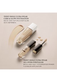 LANCÔME TEINT IDOLE ULTRA WEAR CARE & GLOW - Fond de teint - beige - 320C