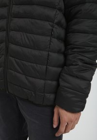 Blend BHROMSEY - Zimná bunda - black