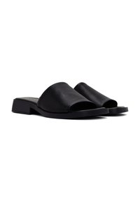 Derimod Mules - black