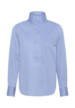 Gaiši zila krekla ar garām piedurknēm, augstu apkakli, priekšpuses plāksni un pogu akcentiem. Gluds kokvilnas materiāls ar nelielu spīdumu.