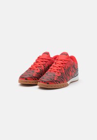 JAKO J-SI TAKE UNISEX - Botines de fútbol sala - fiery red/jet black