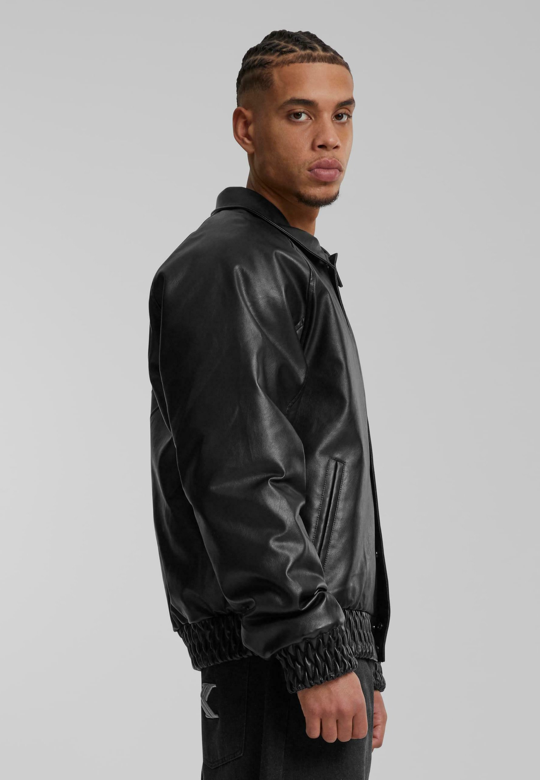 Karl Kani STAR FULL COLLEGE - Faux leather jacket - black - Zalando