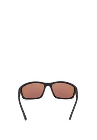 Gafas de sol negras con lentes rectangulares y acabado mate. Tienen lentes de tono marrón y varillas delgadas con detalles dorados.