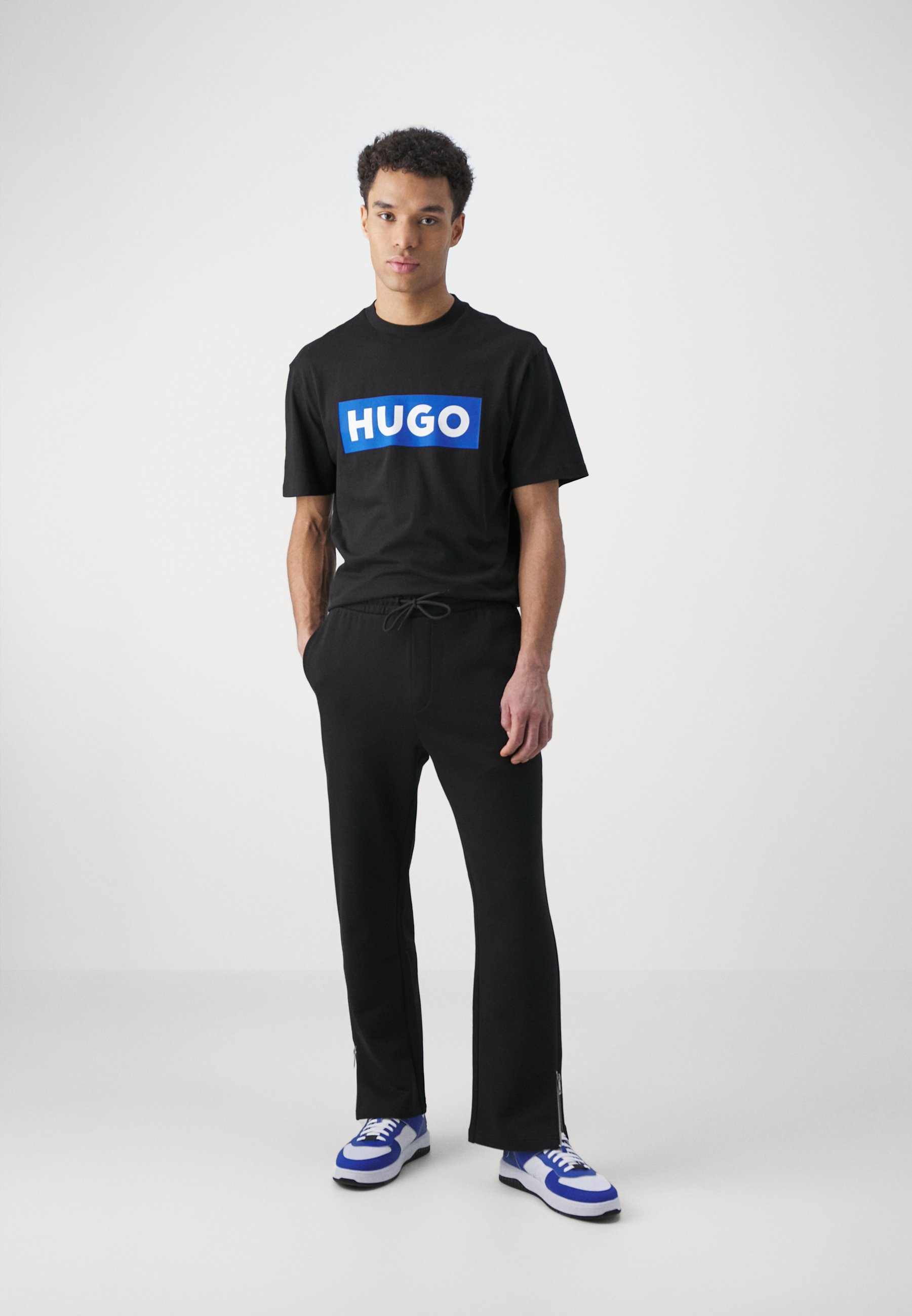 HUGO★Nico BLUE 半袖Tシャツ【送料関税込】 HUGO BLUE Nico Regular Fit T-Shirt - Bright Blue | Very