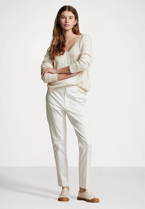 CROPPED SLIM FIT TWILL CHINO PANT - Chinos4