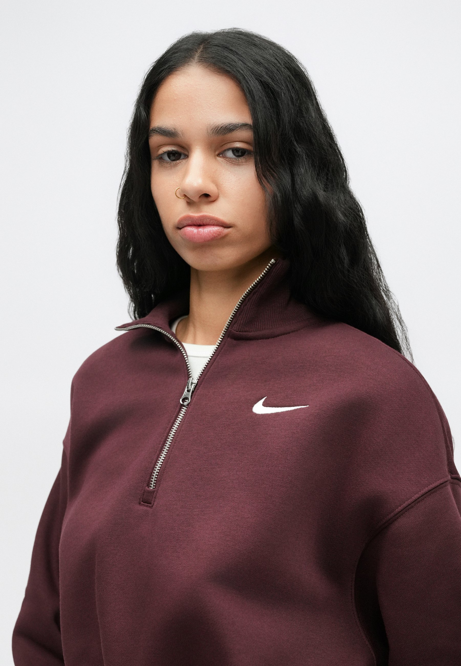women's burgundy nike sweatshirt