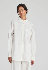 ASTRID - Skjortebluser - whisper white