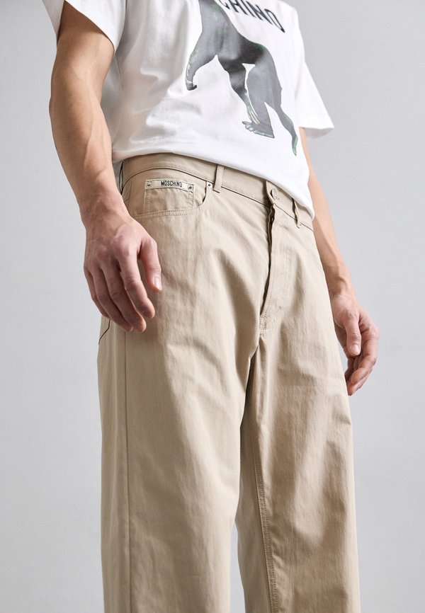 INSTITUTIONAL - Trousers - beige4