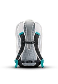 Zaino con un motivo geometrico in grigio chiaro, con dettagli neri e turchesi. Spallacci in rete e fibbie regolabili per il comfort.