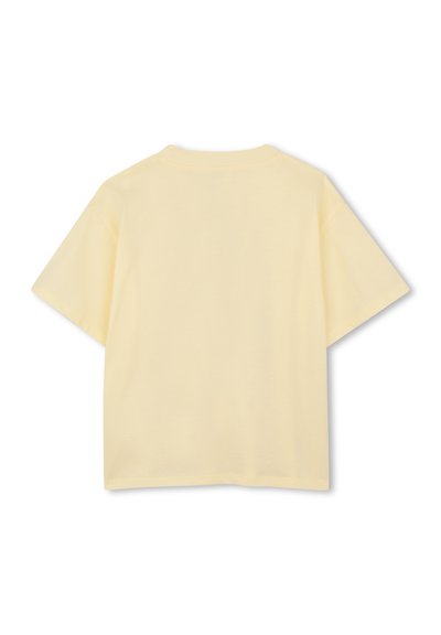 Żółta koszulka bawełniana, krótki rękaw, okrągły dekolt, luźny krój, gładka faktura, jednolity wzór bez grafik ani akcentów. Widok od tyłu.