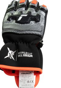 Schwarze und graue Torwart-Handschuhe mit strukturiertem Obermaterial, orangefarbenen Akzenten und einem Logo. Mit einem gesicherten Handgelenkband und Pflegeetikett.