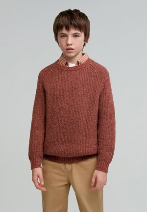 - Sweter