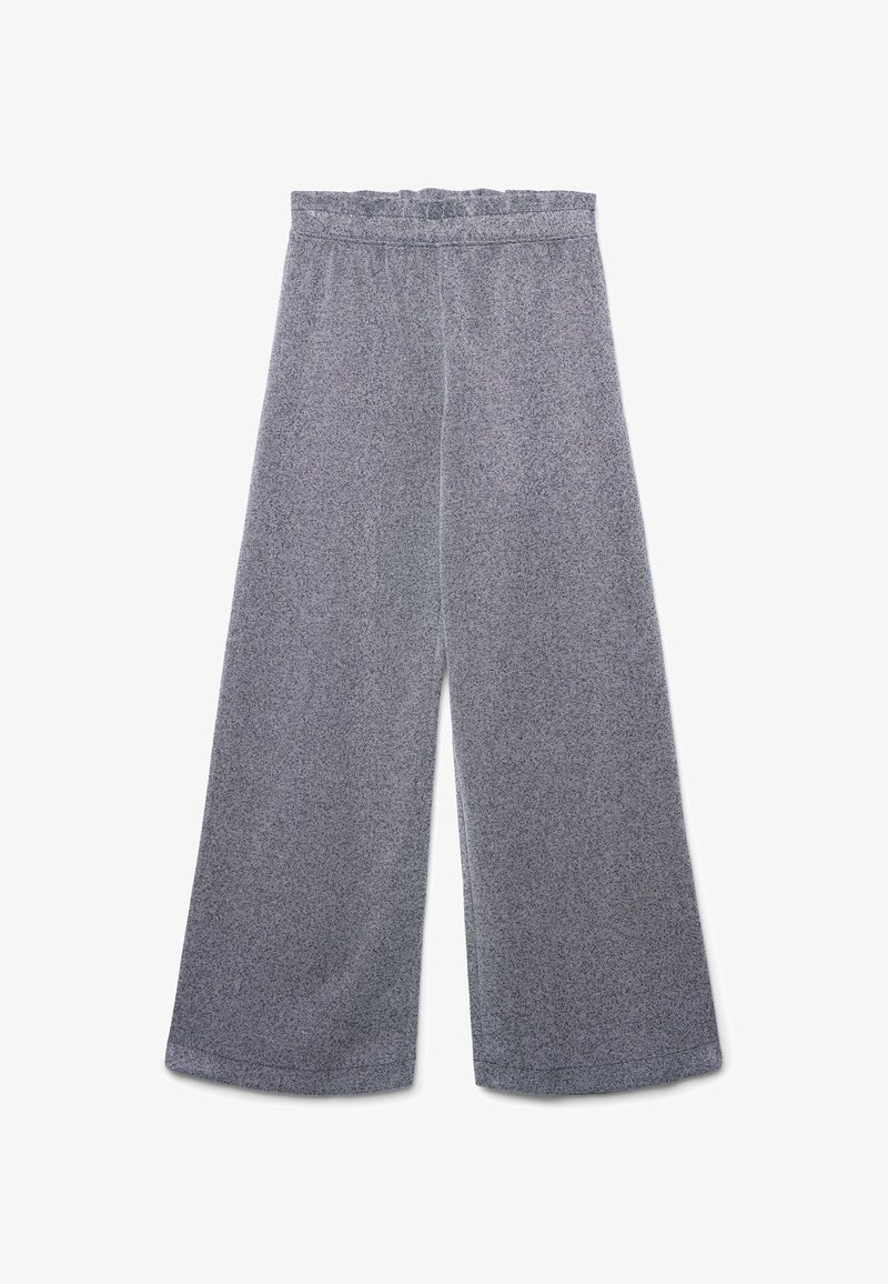 Pantaloni larghi grigi realizzati in un tessuto morbido e texturizzato. Presentano una vita elasticizzata e una vestibilità ampia con fianchi dritti e senza motivi visibili.