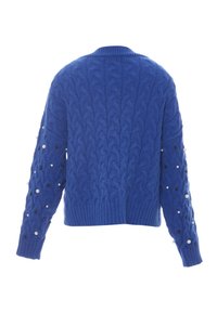 Maglione azzurro a maglia avvolgente con un design corto, caratterizzato da un corpo e maniche testurizzati decorati con accenti di perline bianche e nere.