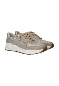 Beige sneakers met een gestructureerde bovenkant en gladde leren accenten. Voorzien van veters en een zijrits voor gemakkelijke toegang. Lichtgewicht witte zool.