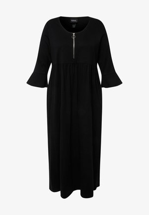 Musta midimekko, jossa on 3/4-pituiset kellohihat, kootut vyötärö ja pyöreä pääntie, sekä etupuolella hopeinen vetoketju ja rengasvetimet.