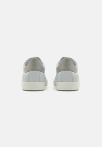 ECCO STREET LITE M - Tenisice - concrete/wild dove