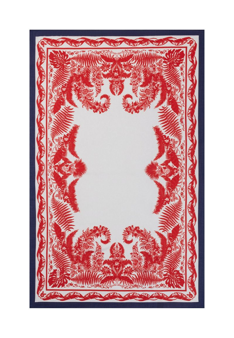 Bloemenpatroon tafelkleed met een witte middenstuk, omrand met rood met varen designs, en een donkerblauwe rand. Gedetailleerde botanische motieven.