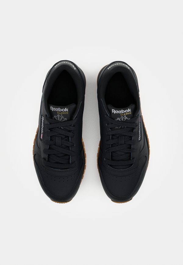 CLASSIC LEATHER UNISEX - Trainers3