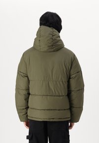 Jack & Jones JJWORLD  oliwkowy