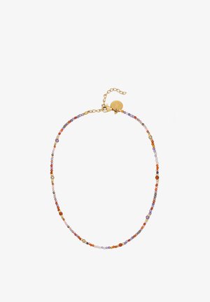 Pärl halsband med flerfärgade ädelstenar, metallaccent i guldton och ett justerbart lås med en liten tag.