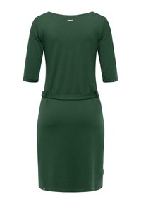 Vihreä, polvipituinen mekko, jossa on kolmanneksen hihat, kerätty vyötärönauha ja pyöreä kaula-aukko, valmistettu pehmeästä ja joustavasta kankaasta.