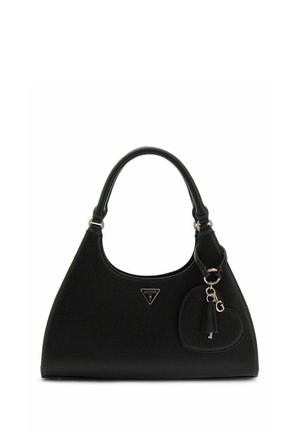 Sac à main en cuir texturé noir avec poignées arrondies, un charme en forme de cœur, des accents dorés et un logo triangulaire Guess à l'avant.