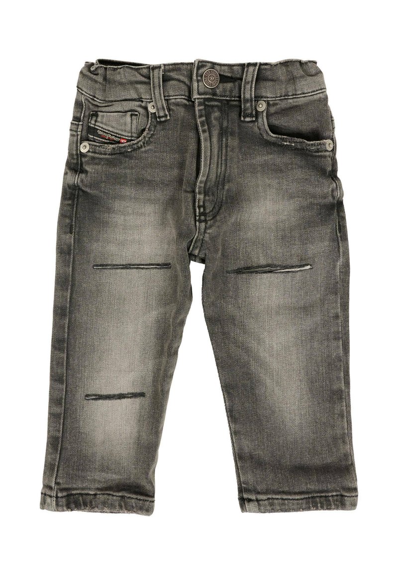 Jeans per bambini grigi usurati con cintura elastica, bottone anteriore e tasche.