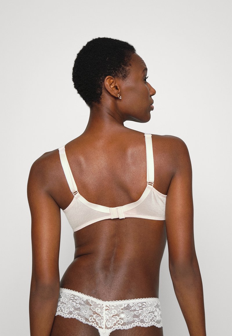 Chantelle COVERING MOLDED - Soutien com aro - soft pink