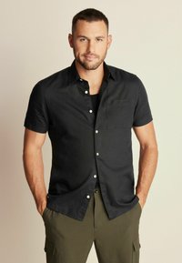 Non selezionato, black