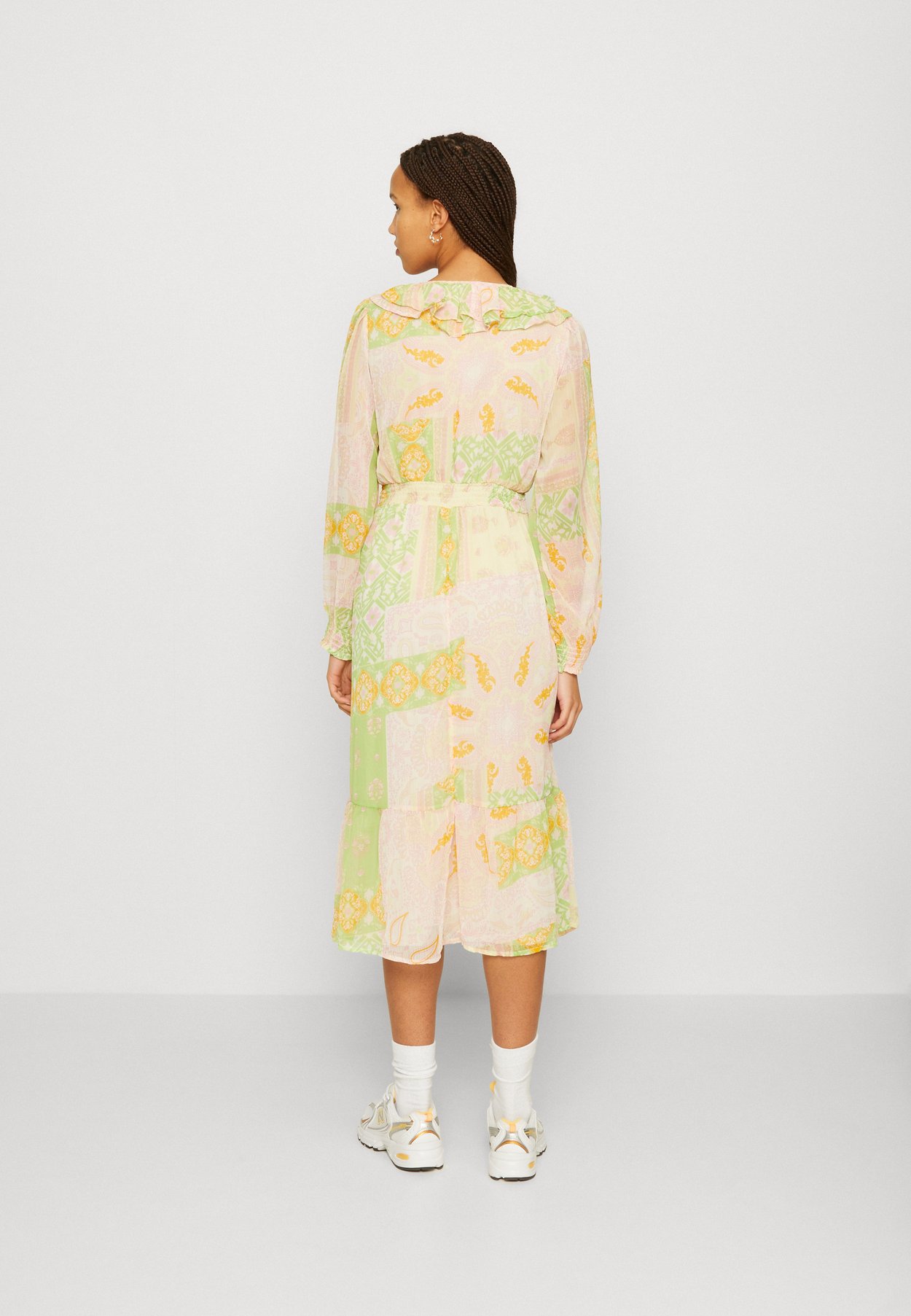 ONLSTELLA PATCH MIDI DRESS