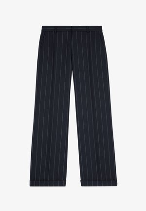 Pantaloni blu navy con righe verticali bianche, design a gamba larga, frontale piatto e due tasche laterali, realizzati in tessuto intrecciato.